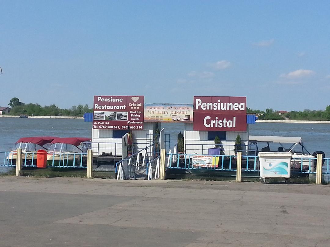 Pensiunea Cristal Tulcea Buitenkant foto